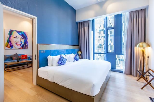 One Bedroom Standard King