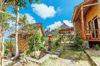 Atuh Forest Cottage1