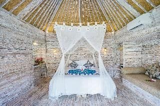 Room DELUXE QUEEN BED