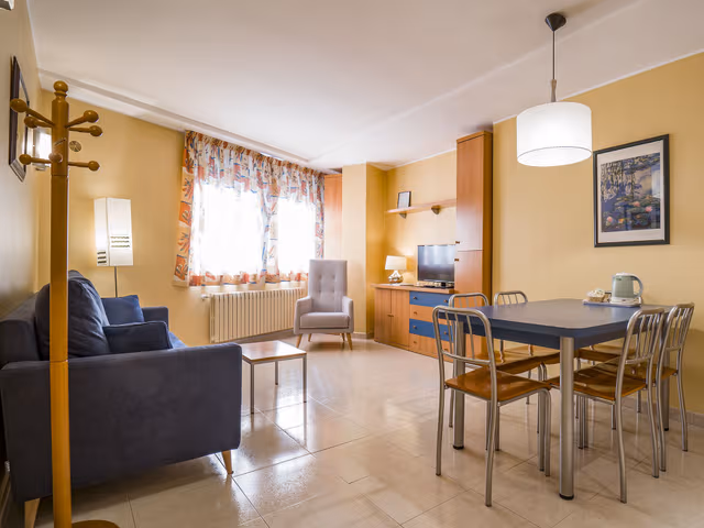 Two-Bedroom Apartment - 4 pax