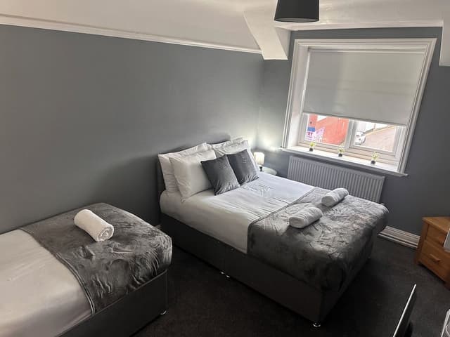Twin Room, Shared Bathroom
