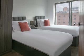 APARTMENT DUPLEX