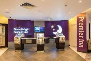 Premier Inn Manchester City Centre West Premier Inn Manchester City Centre West