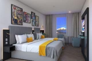 DOUBLE EXECUTIVE KING BED