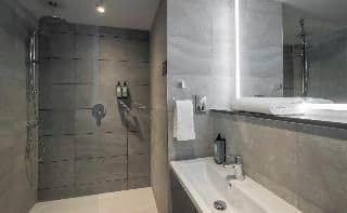 DOUBLE EXECUTIVE KING BED