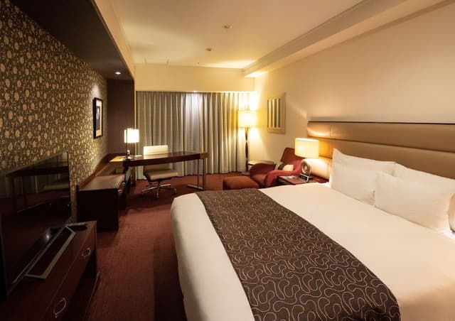 Deluxe Room, 1 King Bed, Non Smoking (High Floor)