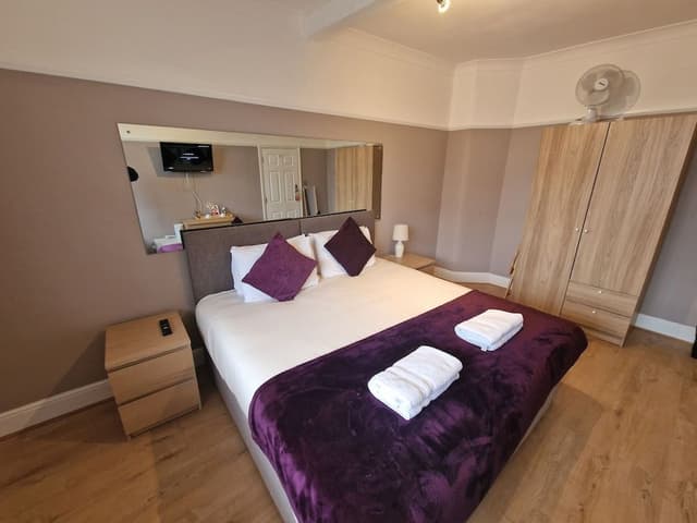 Deluxe Double Room, Shared Bathroom