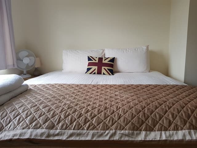 Deluxe Double Room, Shared Bathroom, Garden View
