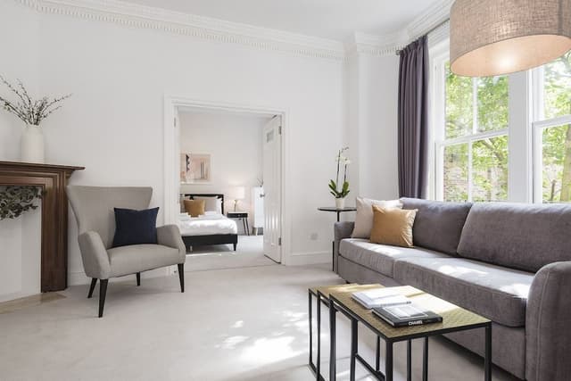 The King's Road Suite