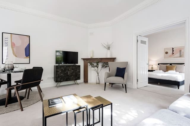The King's Road Suite