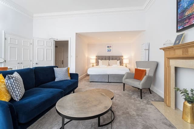 The Belgravia Suite