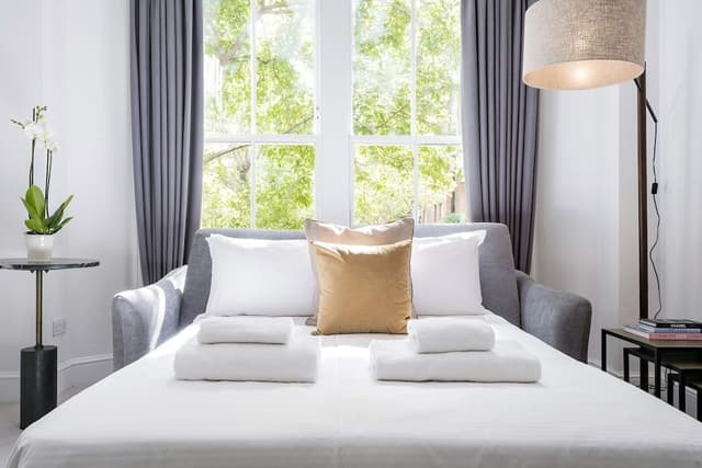 The King's Road Suite