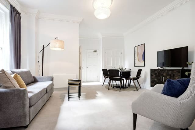 The King's Road Suite