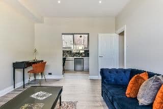 APARTMENT EXECUTIVE TWO BEDROOMS