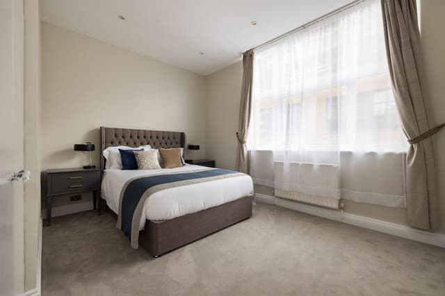 Premier Apartment