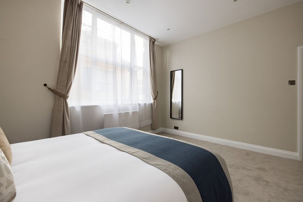 Avari Apartments - Hatton Collection2
