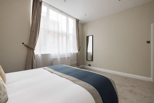 Premier Apartment