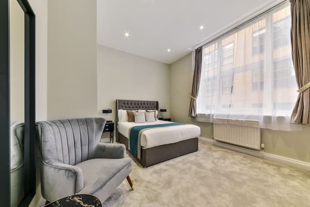 Premier Apartment