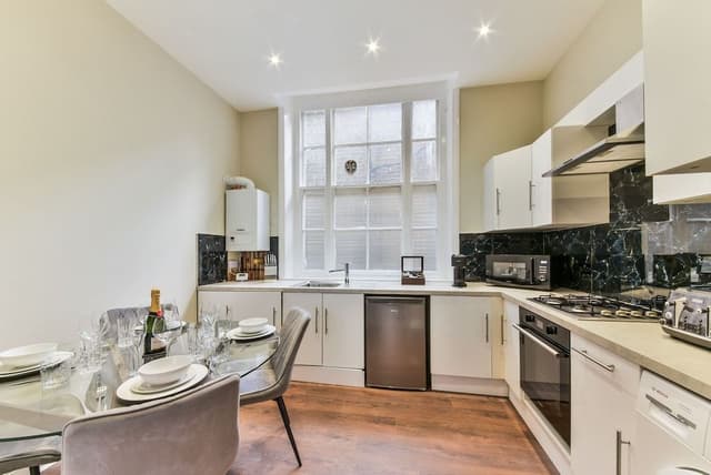 Premier Apartment