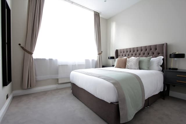 Premier Apartment