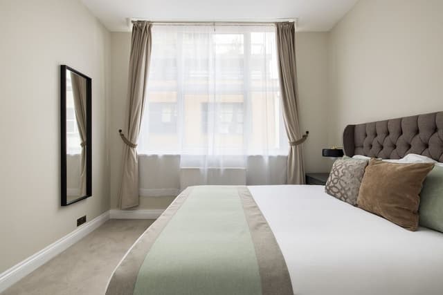 Premier Apartment