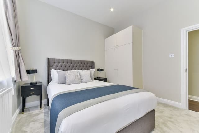 Premier Apartment