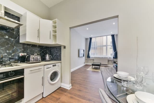 Premier Apartment