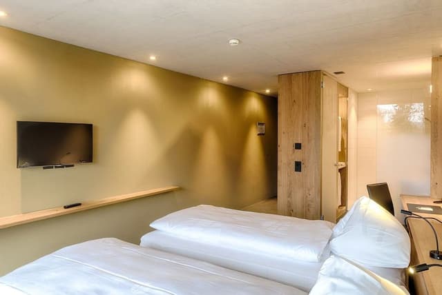 Deluxe Double Room, Garden View