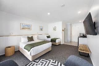 Room TWO BEDS