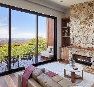 SUITE ONE BEDROOM