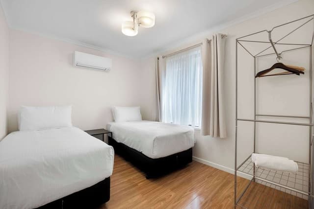 Standard House, Multiple Beds, Kitchen (Pet Friendly)