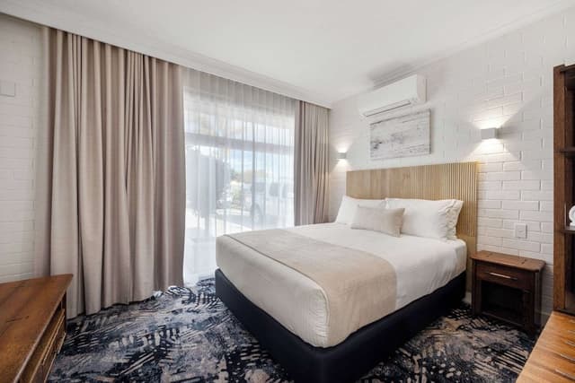 Deluxe Room, Multiple Beds