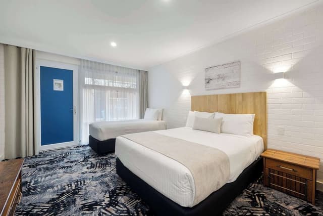 Deluxe Room, Multiple Beds