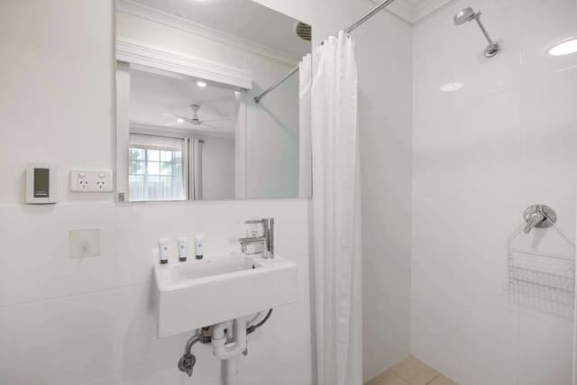 Standard House, Multiple Beds, Kitchen (Pet Friendly)