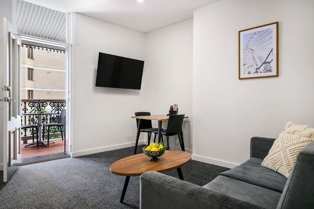 One Bedroom Apartment