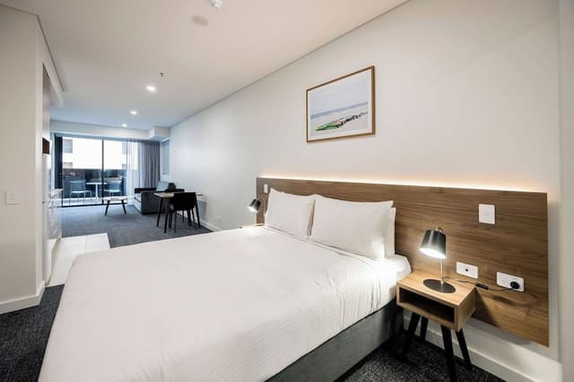 Deluxe Studio Apartment