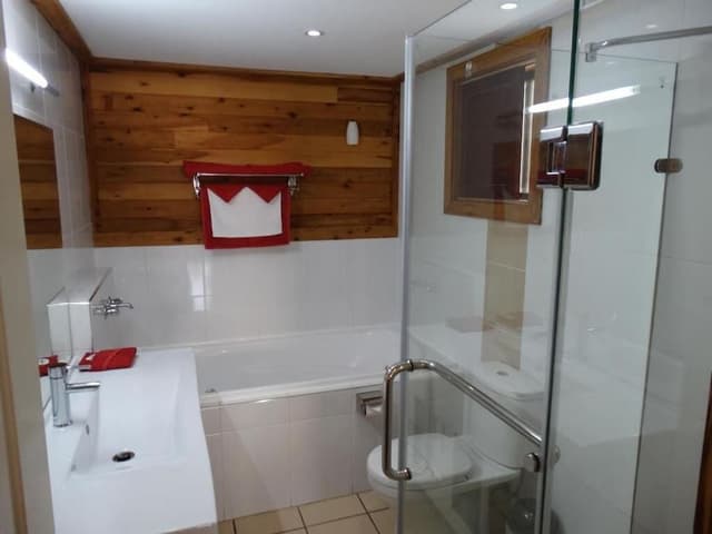 King En-suite Room + Spa