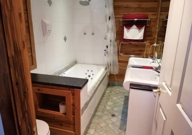 King En-suite Room + Spa