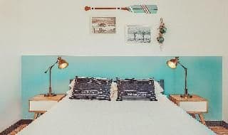 DOUBLE SUPERIOR QUEEN BED