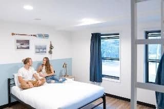 DOUBLE SUPERIOR QUEEN BED