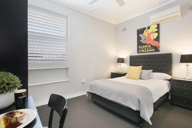 Standard Double Room, 1 Double Bed, Ensuite, City View (T3)