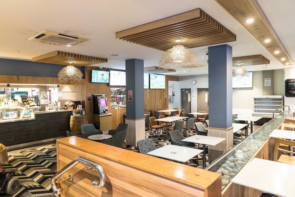 Swansea Hotel4