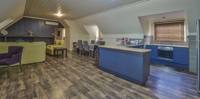 Deluxe Double Room (Gold Bullion Room)