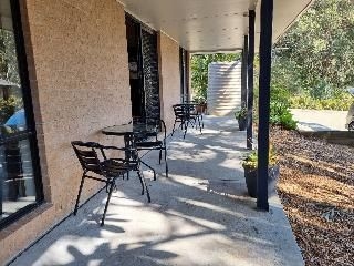 Blue Wren Lodge Waratah2