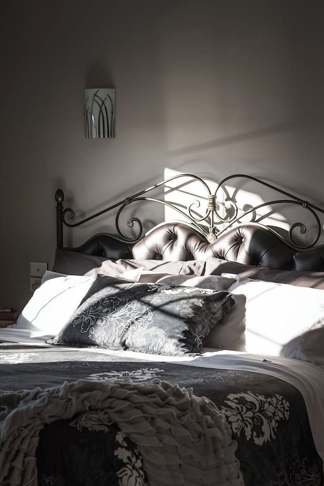 Deluxe Double Room, 1 King Bed, Non Smoking, City View