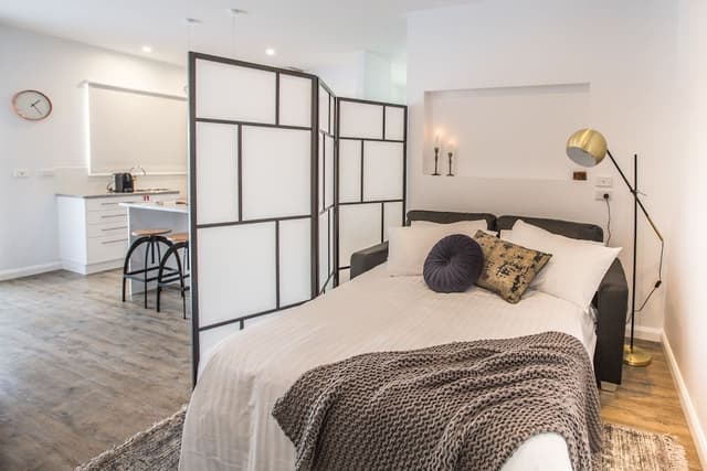 One Bedroom Apartment