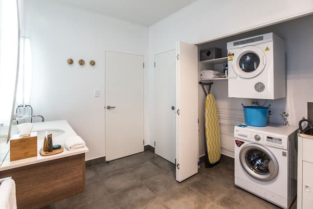 One Bedroom Apartment