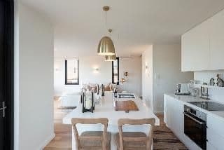 APARTMENT WITH TERRACE
