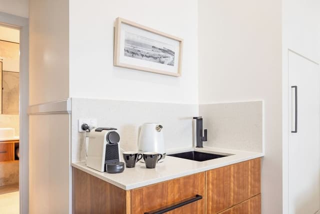 Ocean View King Suite (Hotel)
