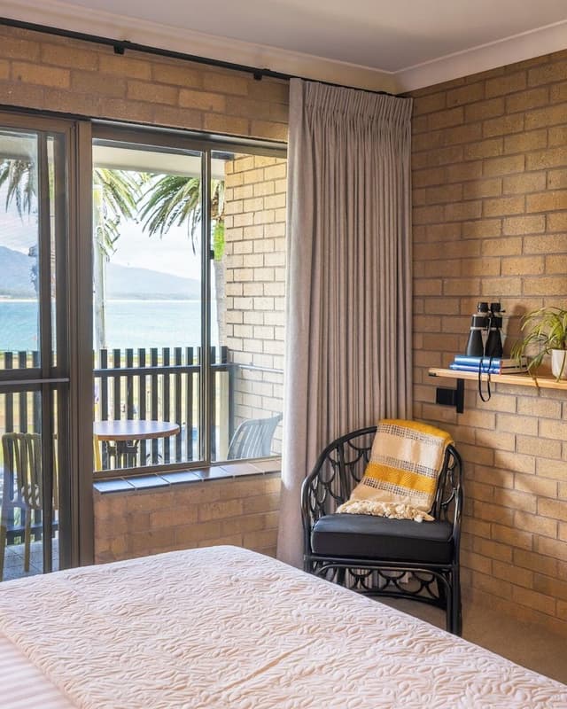 Ocean View King (Motel)